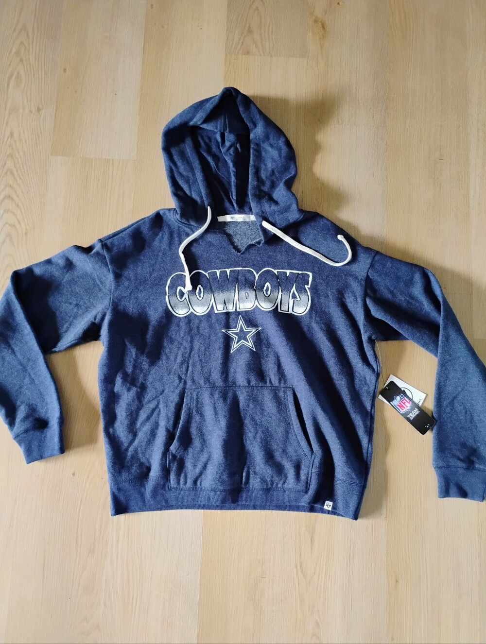 Dallas Cowboys Hooded Sweatshirt NWT